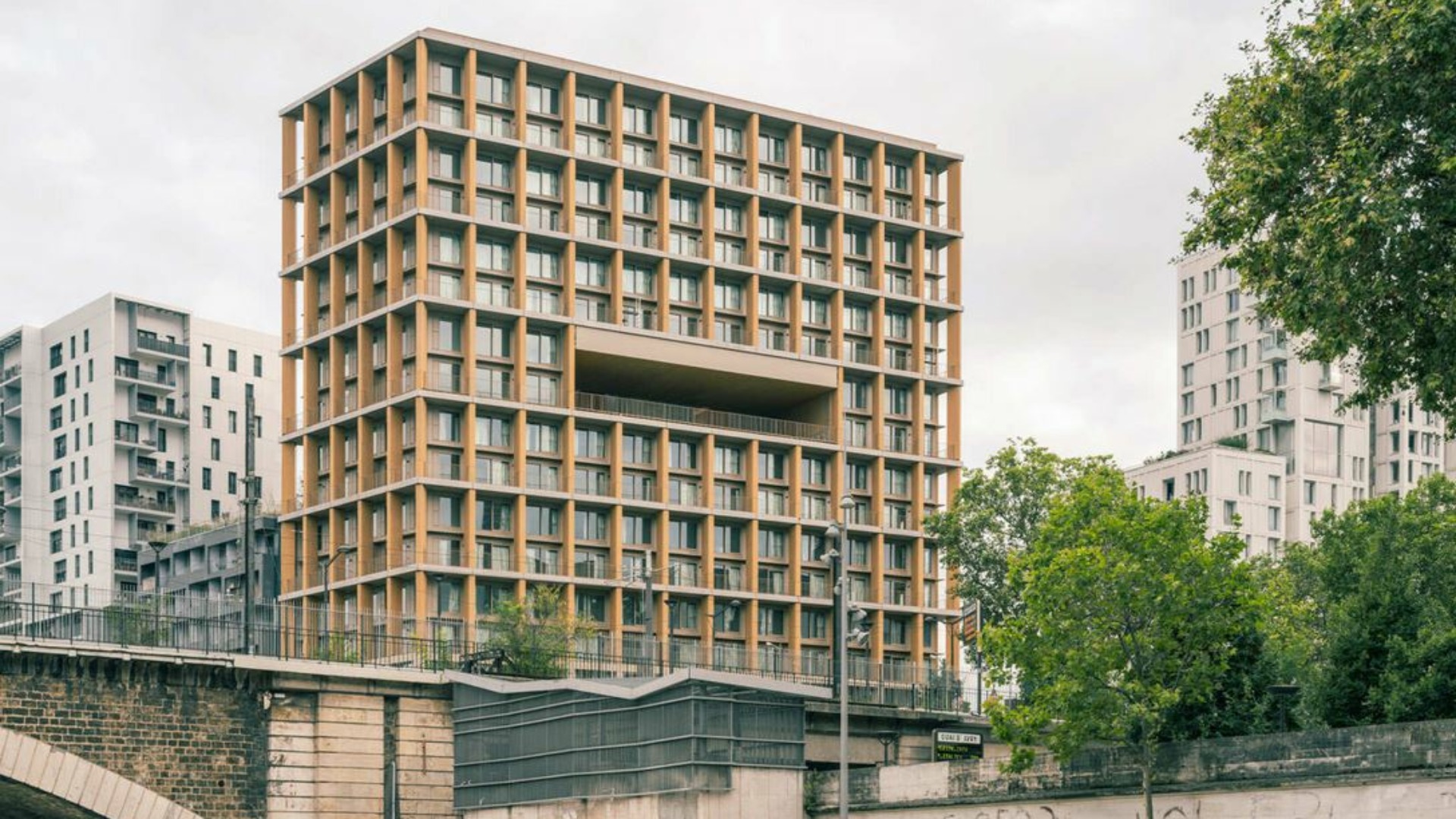 Wood up è la prima torre residenziale in Europa con struttura in legno e si trova a Parigi