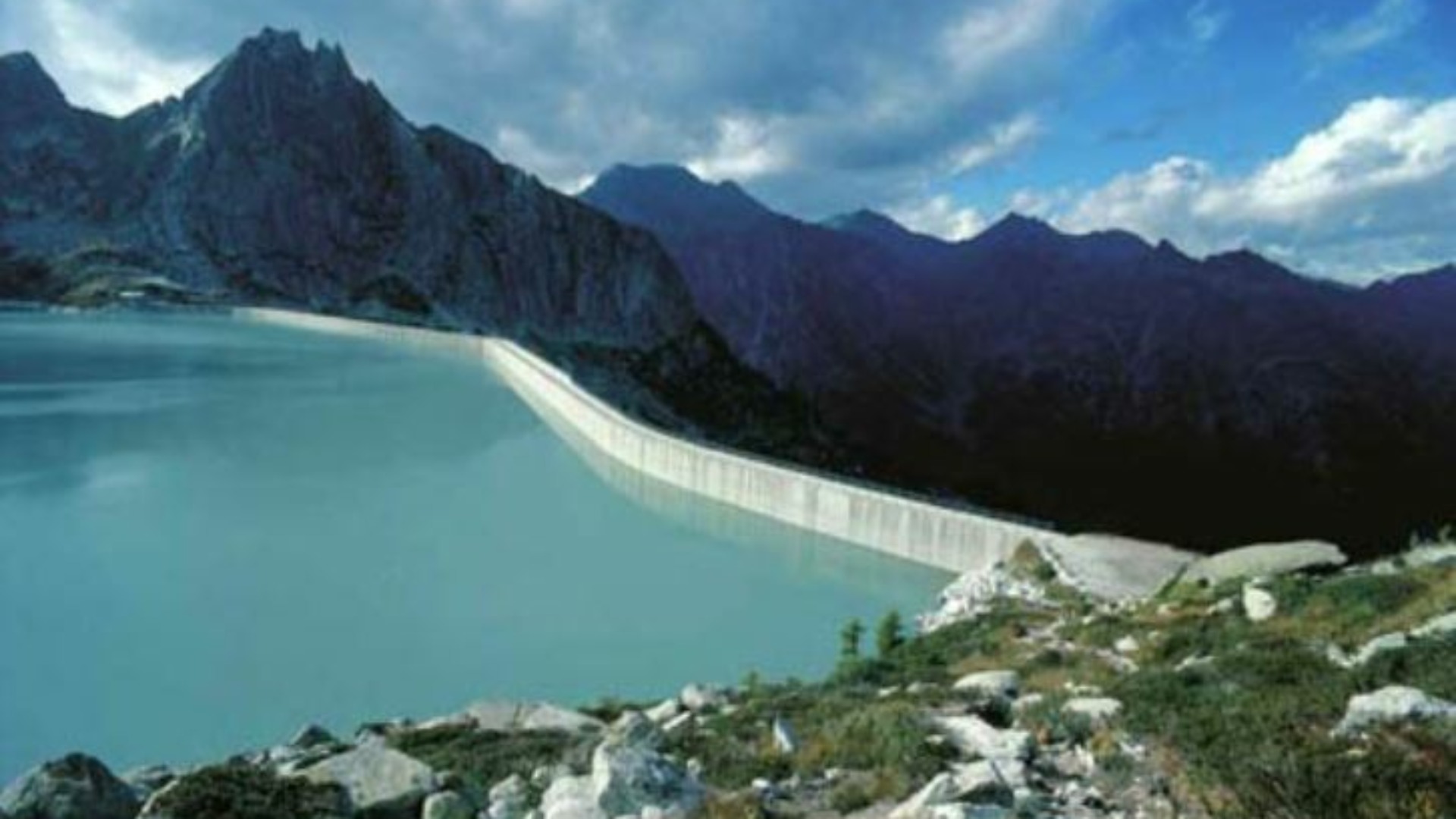 I mega-edifici stanno rallentando la rotazione della Terra.